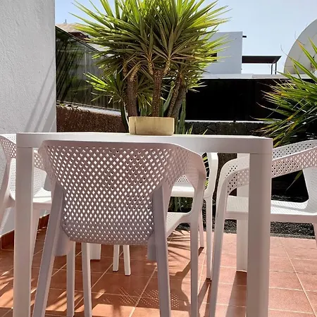 Fashion Armonia, Heated Pool Willa Playa Blanca (Lanzarote)